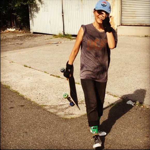 Meet your Posher, NK - Picture 11 of 16